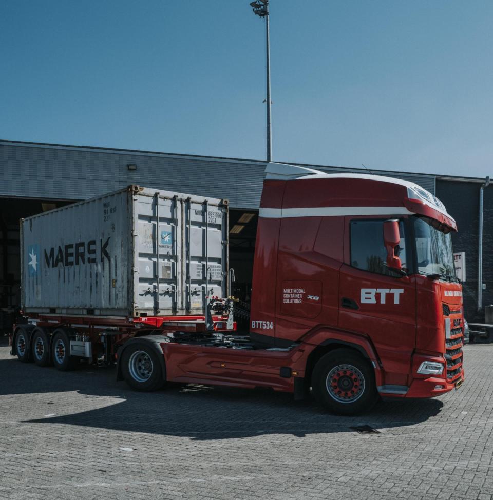 Container transport driver